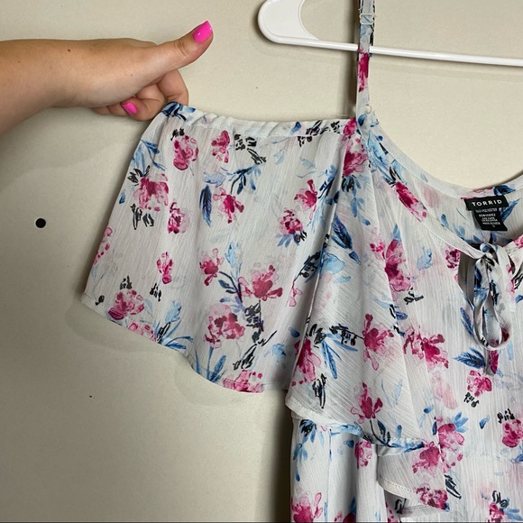 Torrid Cold Shoulder Floral Blouse - Picture 3 of 7